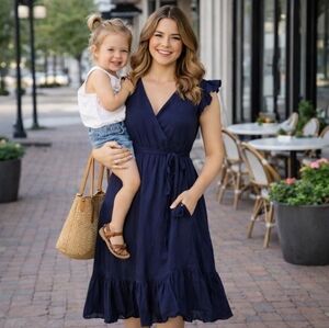 Old Navy Flutter Sleeve Wrap Midi Dress XS Navy Everyday Flattering Modern Mom